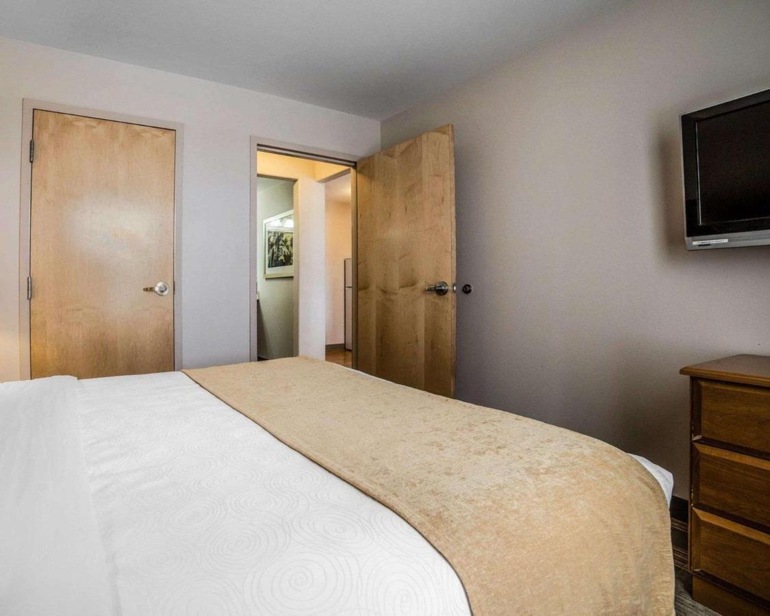 Mainstay Suites Casper Luaran gambar