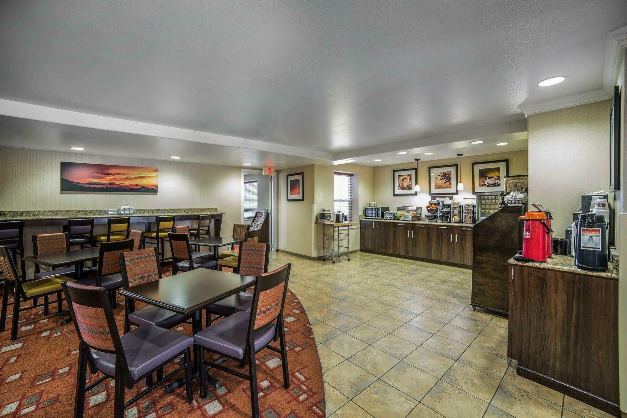 Mainstay Suites Casper Luaran gambar